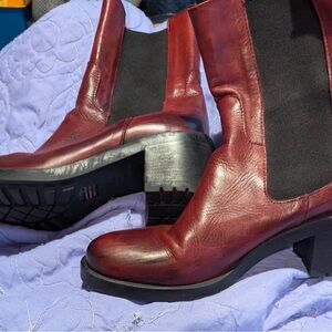 Chic Maroon Heeled Boots